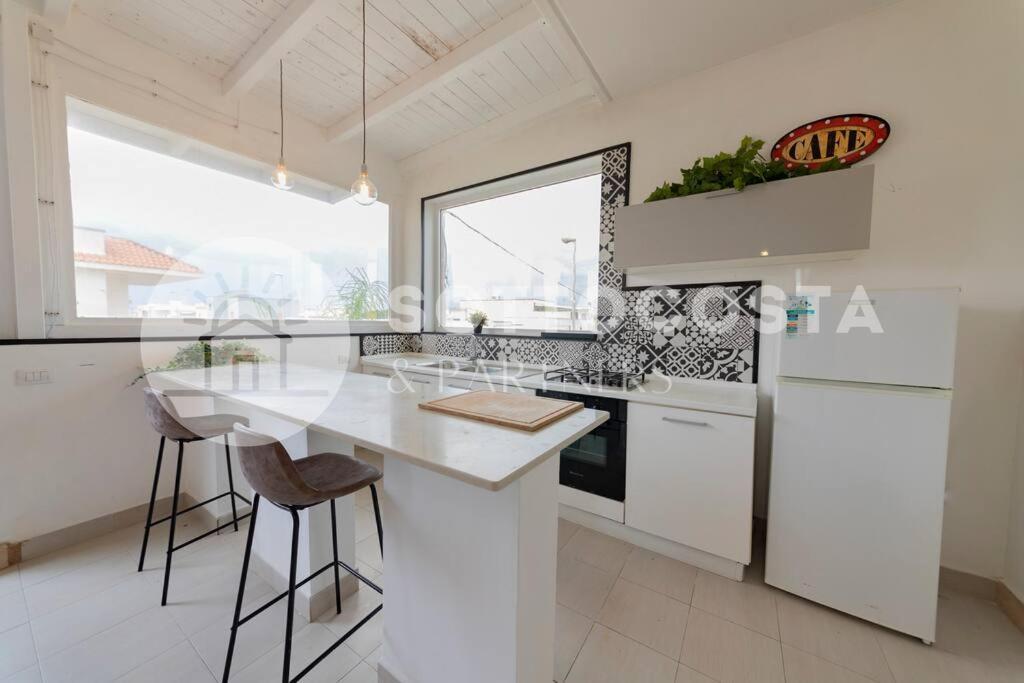 Surf Flat Apartment San Foca Bagian luar foto